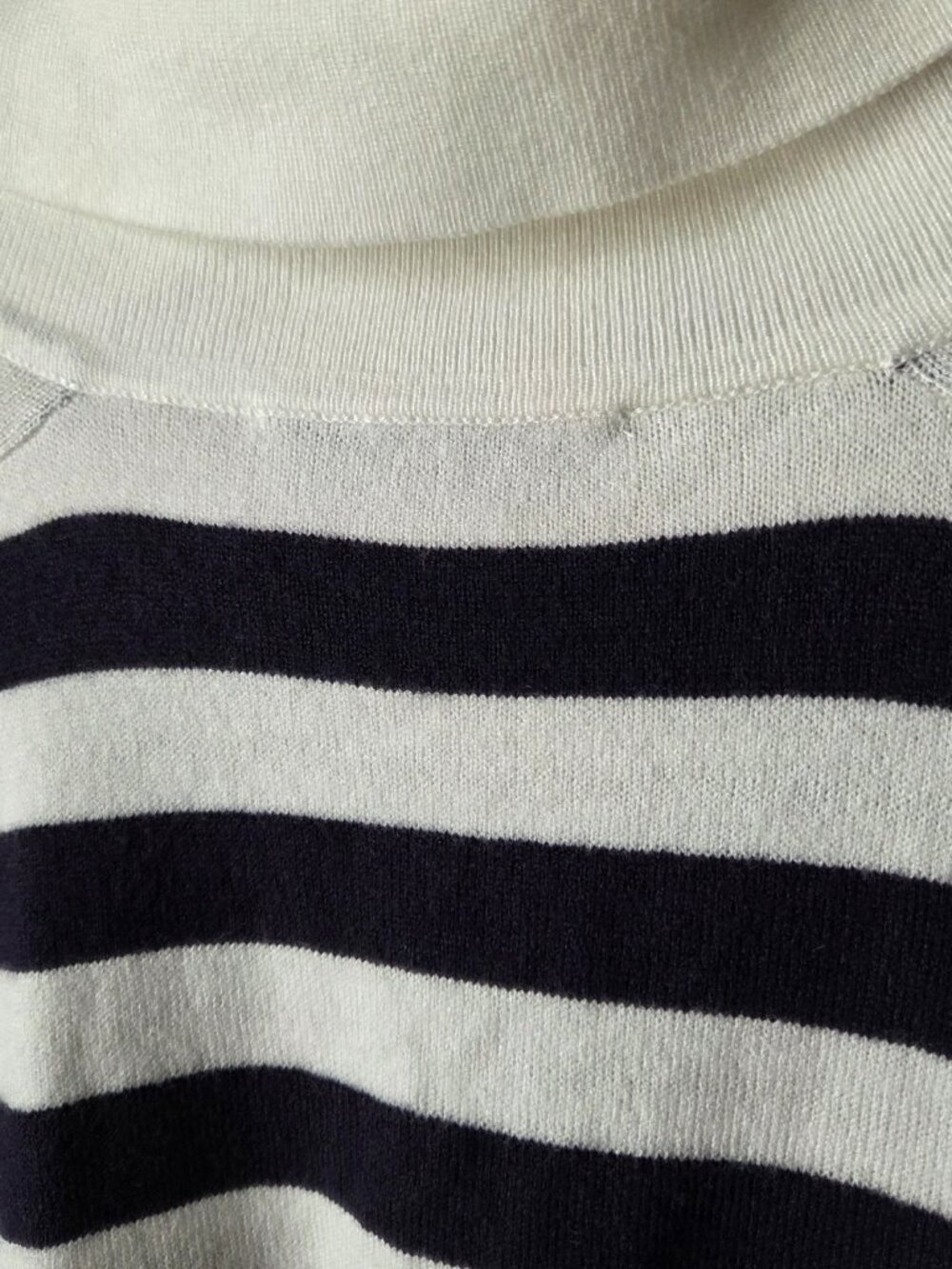 LIKE NEW FREE ASSEMBLY STRIPED BUTTONED SWEATER TOP SIZE 2XL - Picture 8 of 14